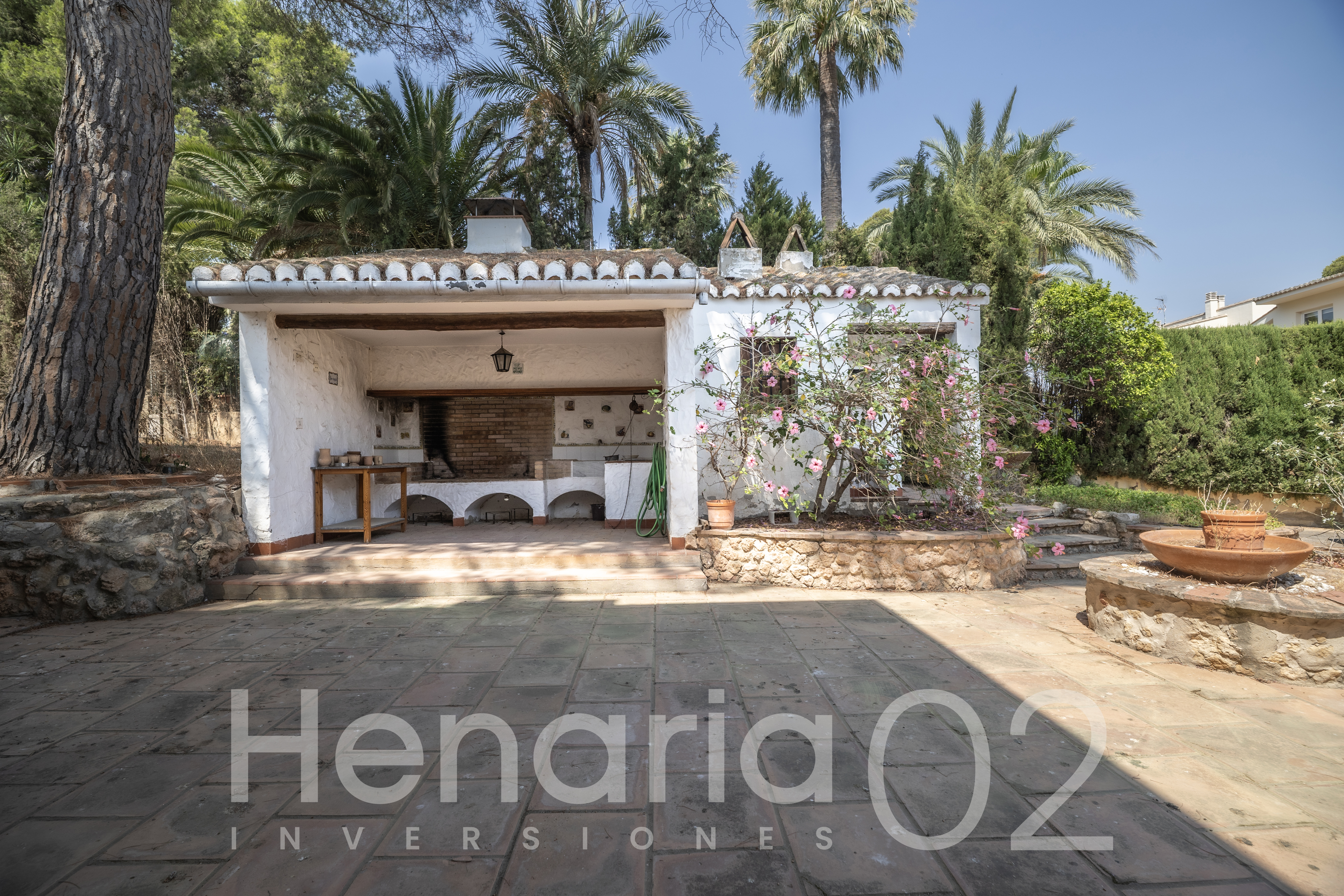 henaria2002